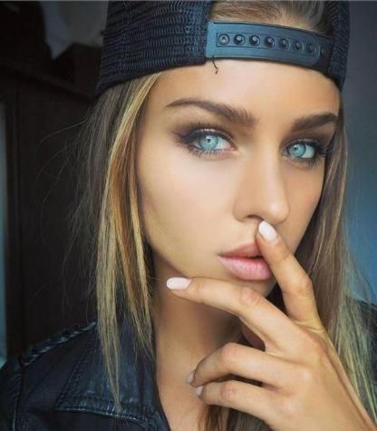 Куртизанки: Как выбрать идеальных девушек для незабываемого отдыха插图 Куртизанки: Как выбрать идеальных девушек для незабываемого отдыха插图